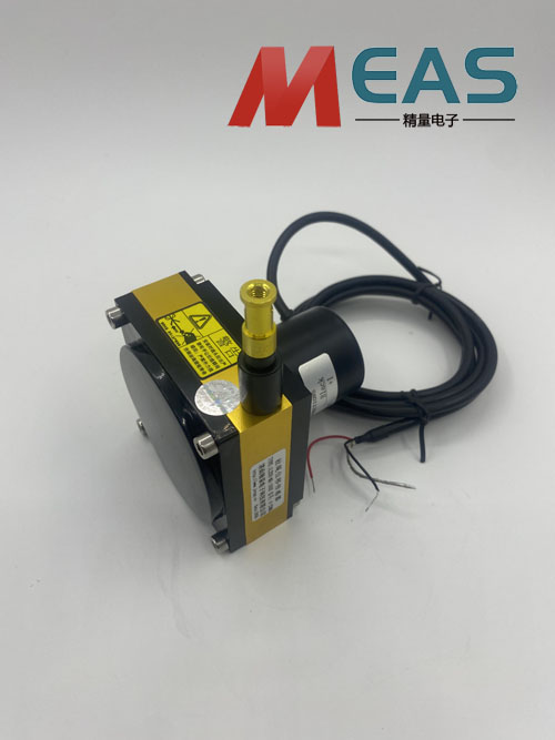 ���Kλ�Ƃ�����ͨ�^��ֵƫ��չ�F(xi��n)���λ���ľ���(zh��n)��