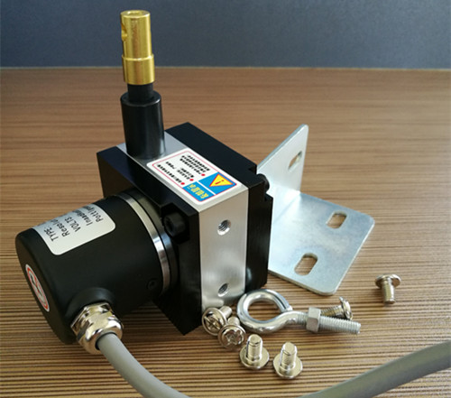 ��3.15���������^�󣬱���λ�Ƃ������İlչ����